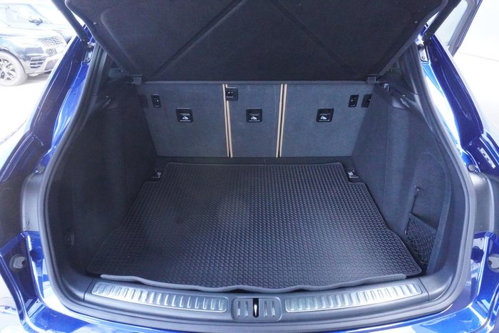 2024 Porsche Macan T