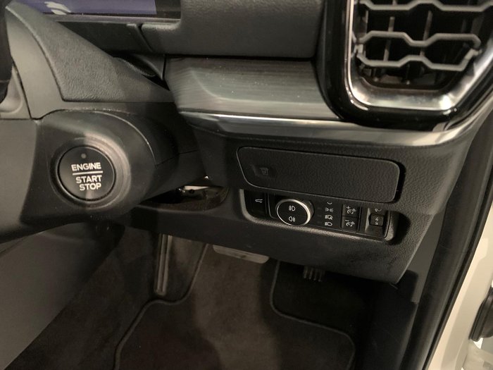 2025 Ford Everest Trend