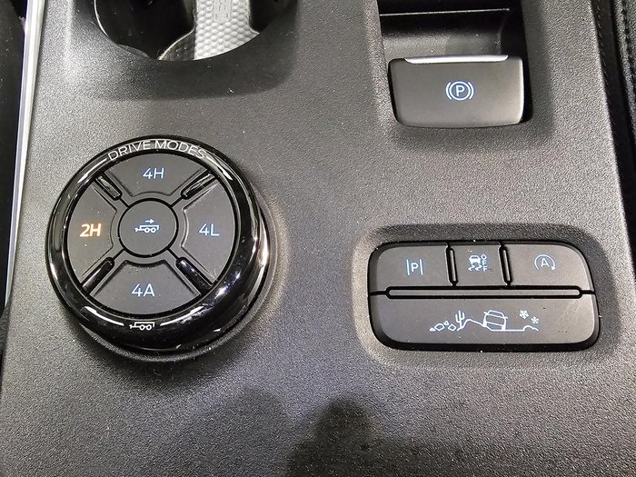 2025 Ford Everest Trend