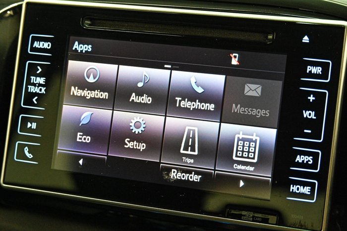 2020 Toyota Hilux SR5