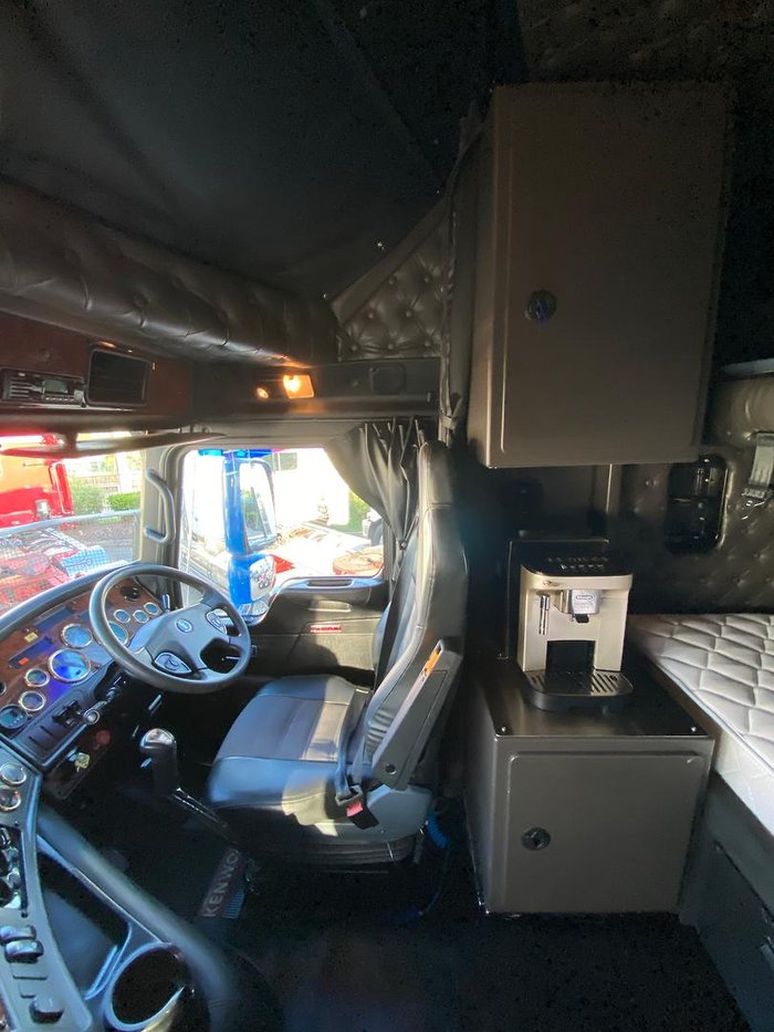 2022 Kenworth K200
