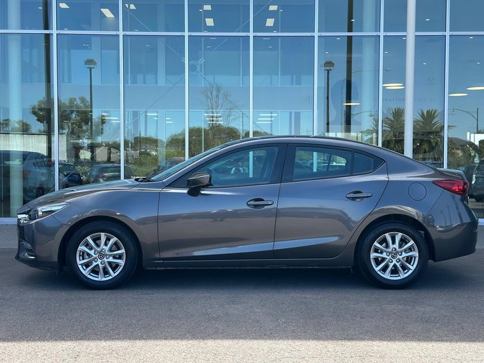 2017 Mazda 3 Neo