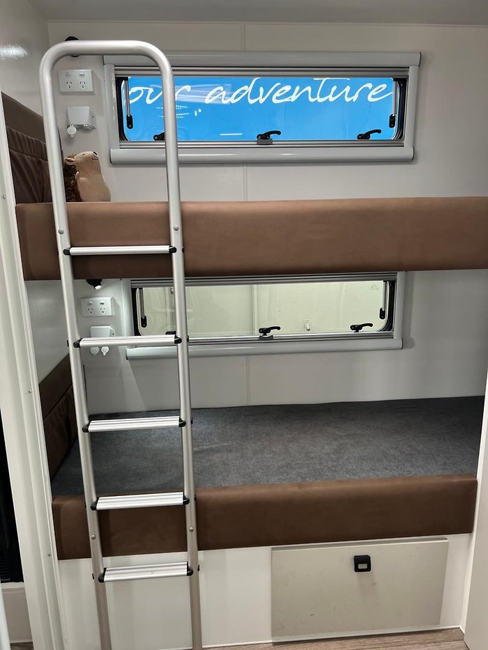 2026 Design RV F211omd Forerunner 21.10'