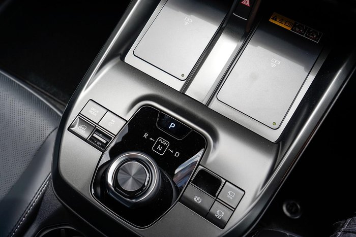 2025 Subaru Solterra AWD Touring