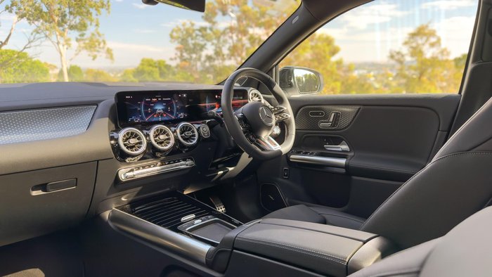 2025 Mercedes-Benz GLA-Class GLA35 AMG