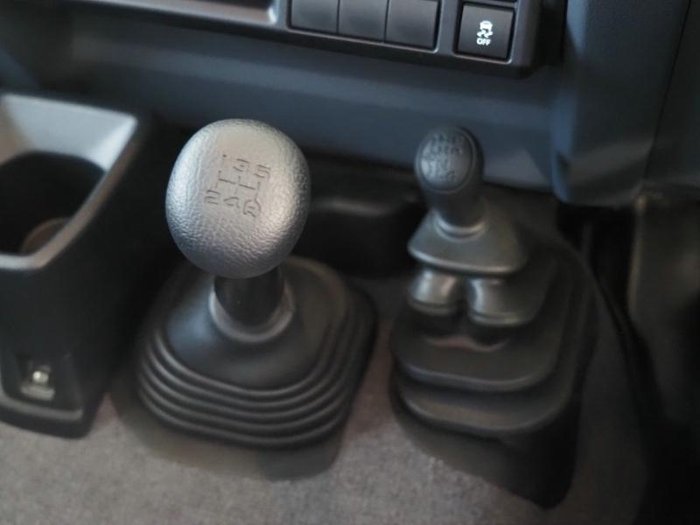 2025 Toyota Landcruiser GXL