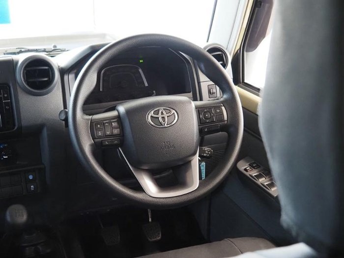 2025 Toyota Landcruiser GXL