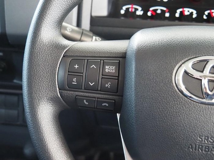 2025 Toyota Landcruiser GXL