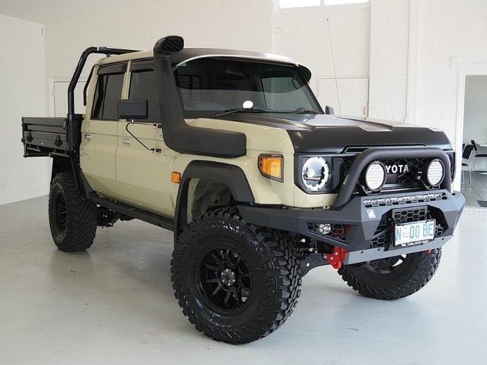 2025 Toyota Landcruiser GXL