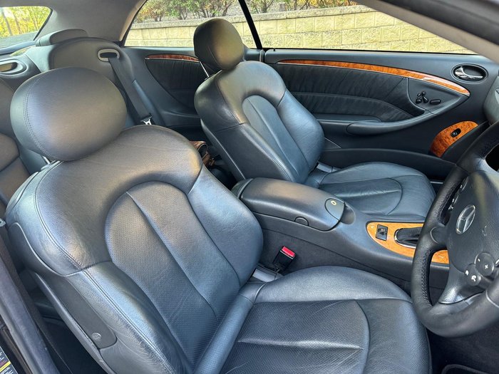 2004 Mercedes-Benz CLK-Class CLK320 Elegance A209 Obsidian Black