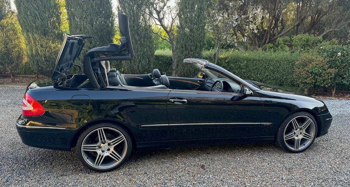 2004 Mercedes-Benz CLK-Class CLK320 Elegance A209 Obsidian Black