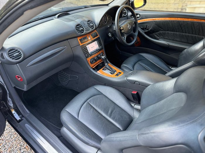 2004 Mercedes-Benz CLK-Class CLK320 Elegance A209 Obsidian Black