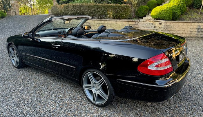 2004 Mercedes-Benz CLK-Class CLK320 Elegance A209 Obsidian Black
