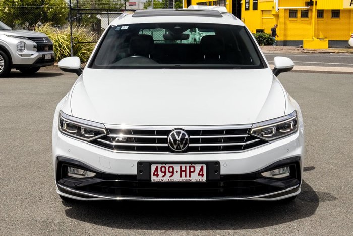 2022 Volkswagen Passat 206TSI R-Line