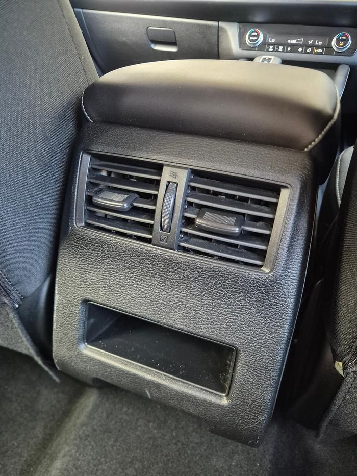 2023 Mitsubishi Outlander LS