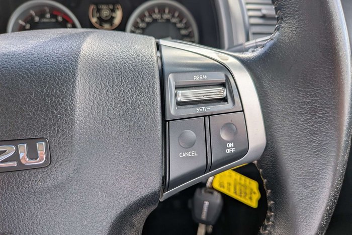 2018 Isuzu D-MAX LS-M