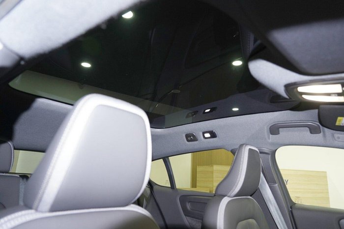 2023 Volvo C40 Recharge Twin MY24 AWD Crystal White