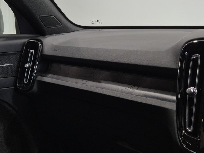 2023 Volvo C40 Recharge Twin