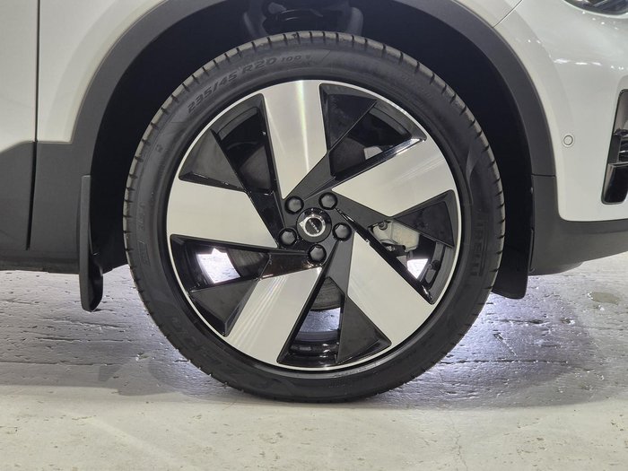 2023 Volvo C40 Recharge Twin