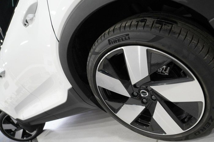 2023 Volvo C40 Recharge Twin MY24 AWD Crystal White