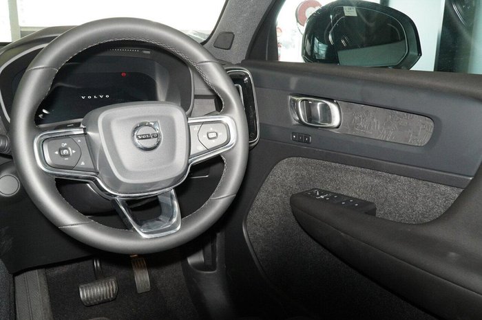 2024 Volvo C40 Recharge