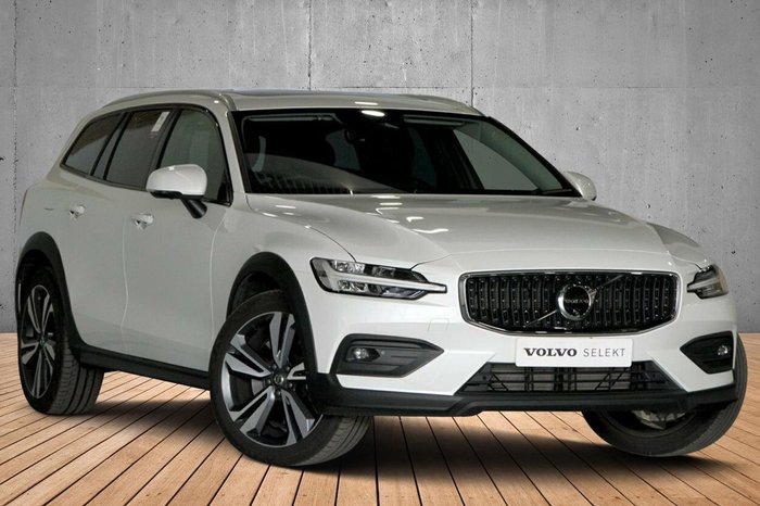 2024 Volvo V60 Cross Country Ultimate B5 Bright MY24 AWD Crystal White