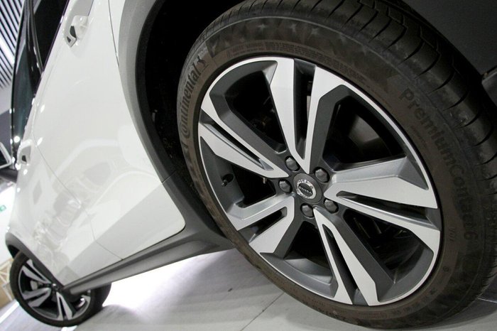 2024 Volvo V60 Cross Country Ultimate B5 Bright MY24 AWD Crystal White