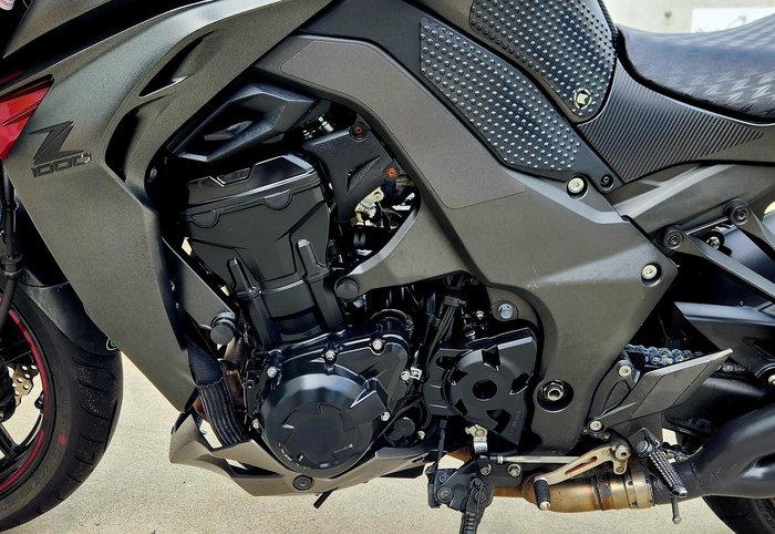 2016 Kawasaki Z1000 ABS Z Red