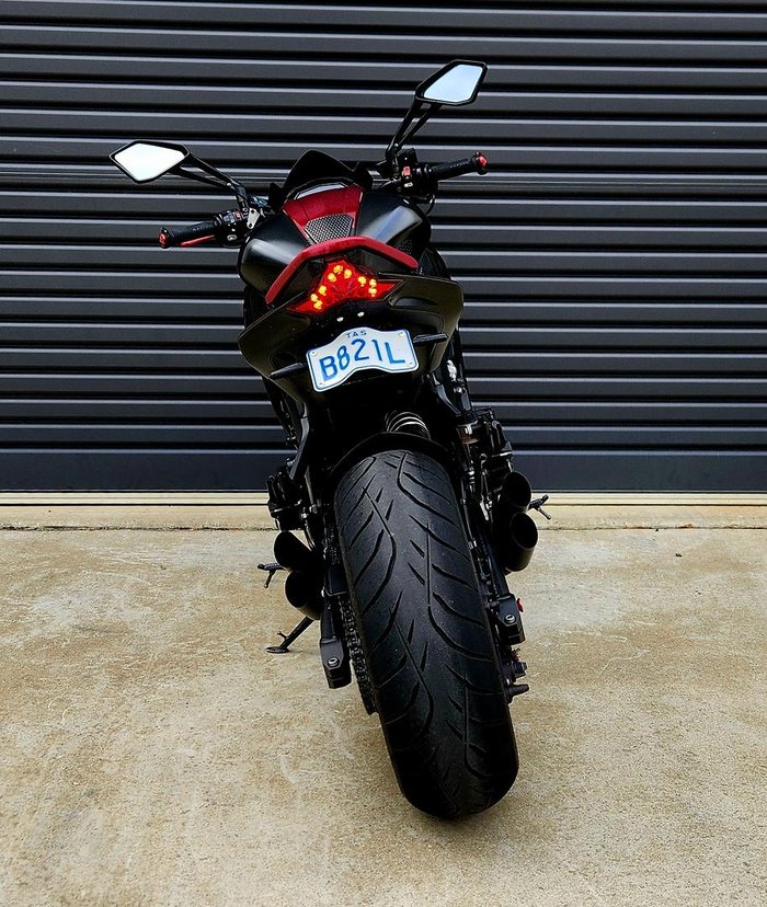 2016 Kawasaki Z1000 ABS Z Red