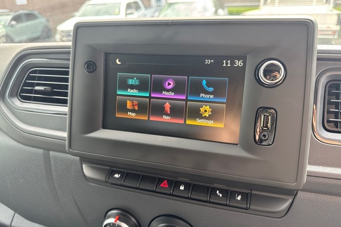 2024 Renault Master Pro LWB FWD (110kW) L3H2