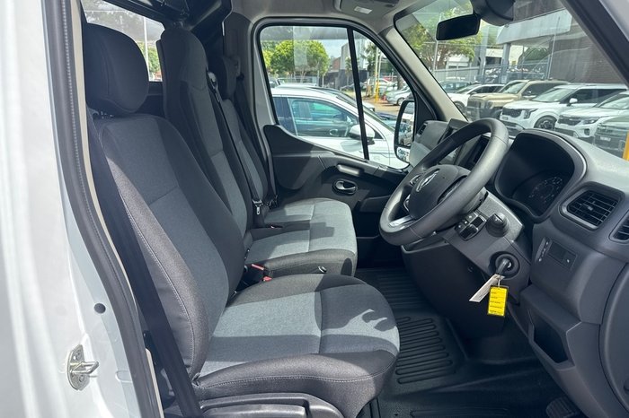 2024 Renault Master Pro LWB FWD (110kW) L3H2