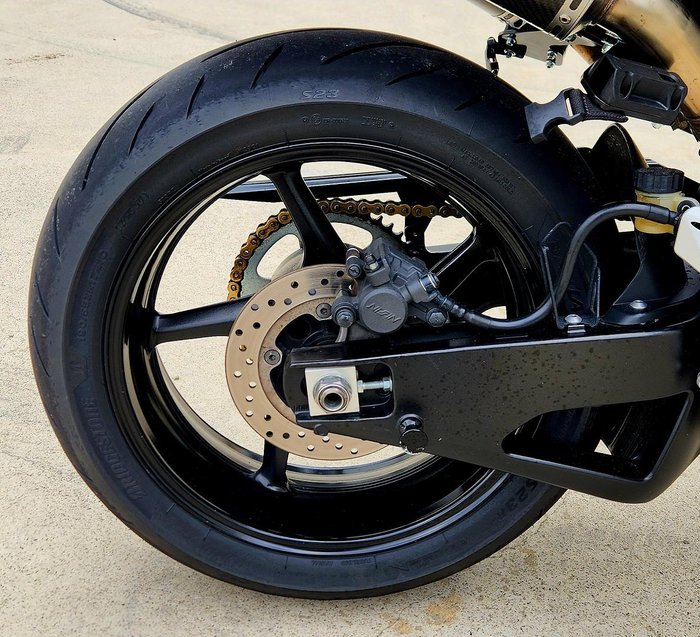 2010 Yamaha YZF-R1 R1 Black