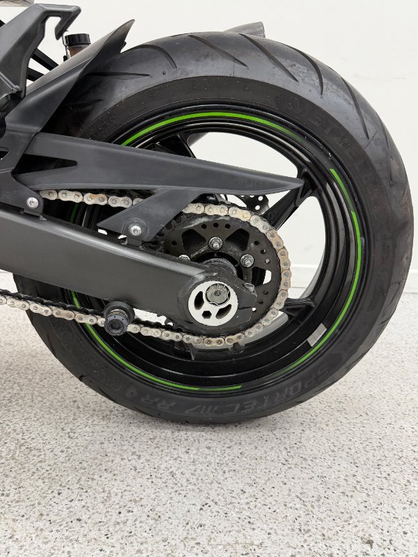 2010 Kawasaki Z1000 Green