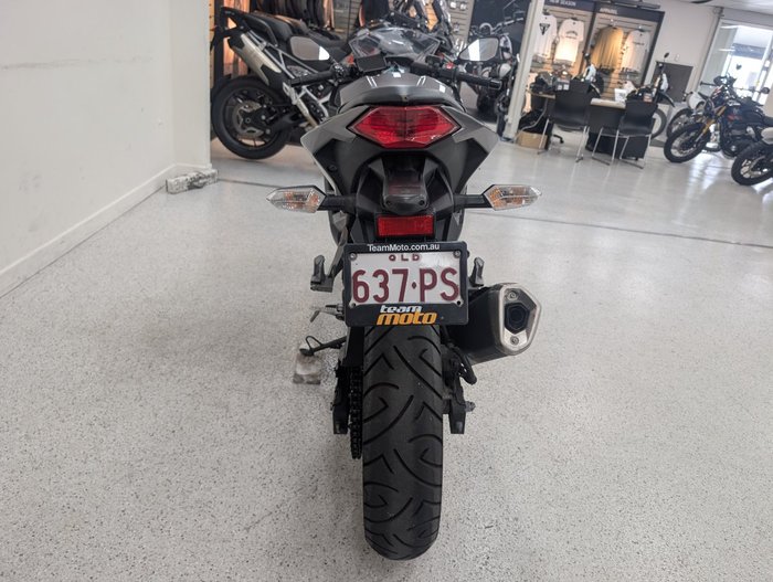 2016 Kawasaki NINJA 300 grey