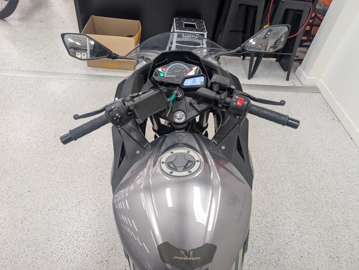 2016 Kawasaki NINJA 300 grey