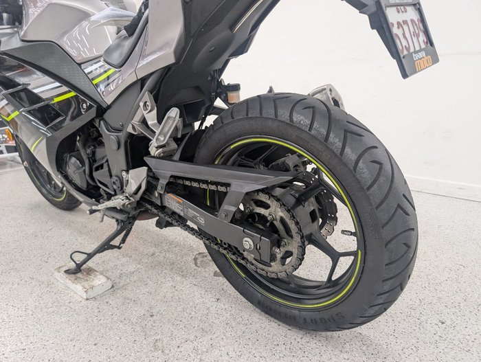 2016 Kawasaki NINJA 300 grey