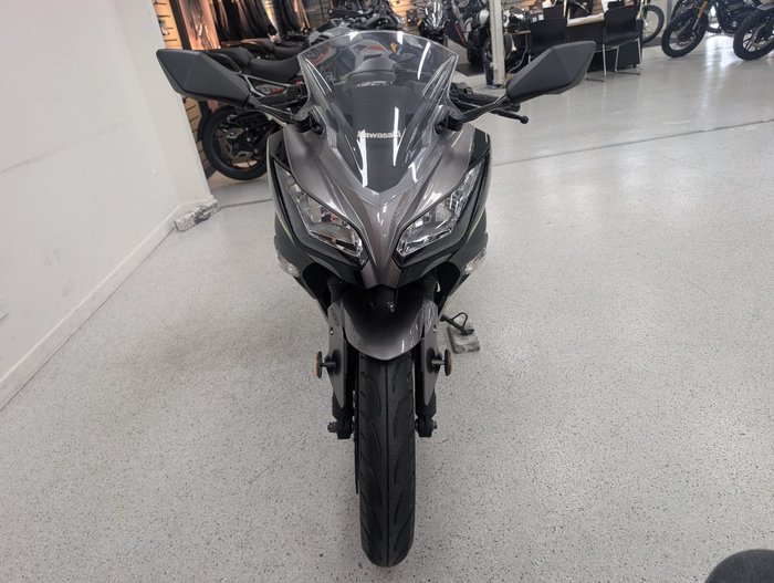 2016 Kawasaki NINJA 300 grey