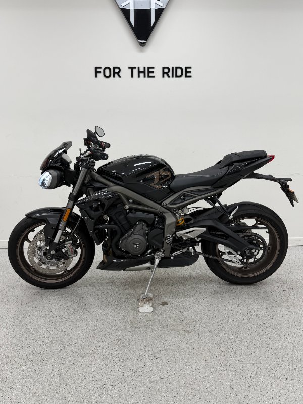 2023 Triumph STREET TRIPLE RS CHROME