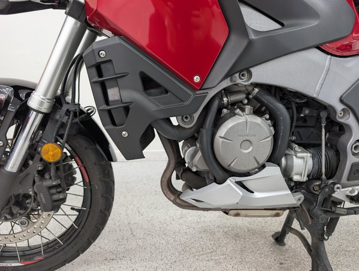 2012 Honda VFR1200X CROSS TOURER Red