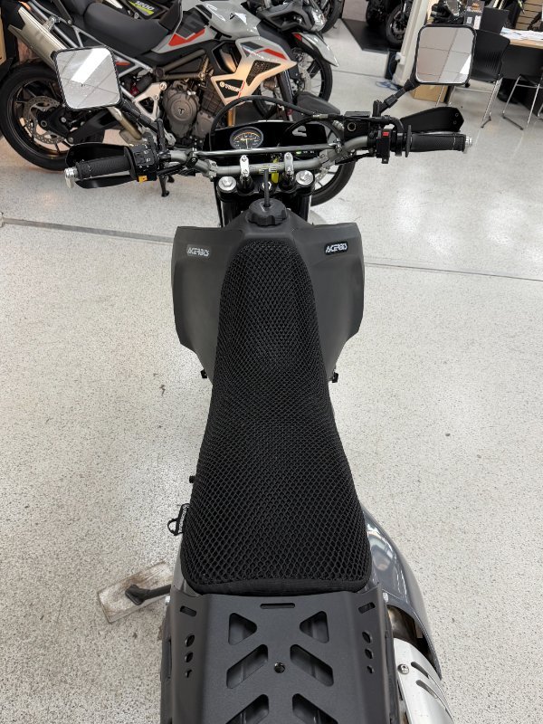 Suzuki 2016 SUZUKI 650CC DR650SEL6 grey