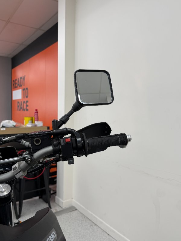 Suzuki 2016 SUZUKI 650CC DR650SEL6 grey