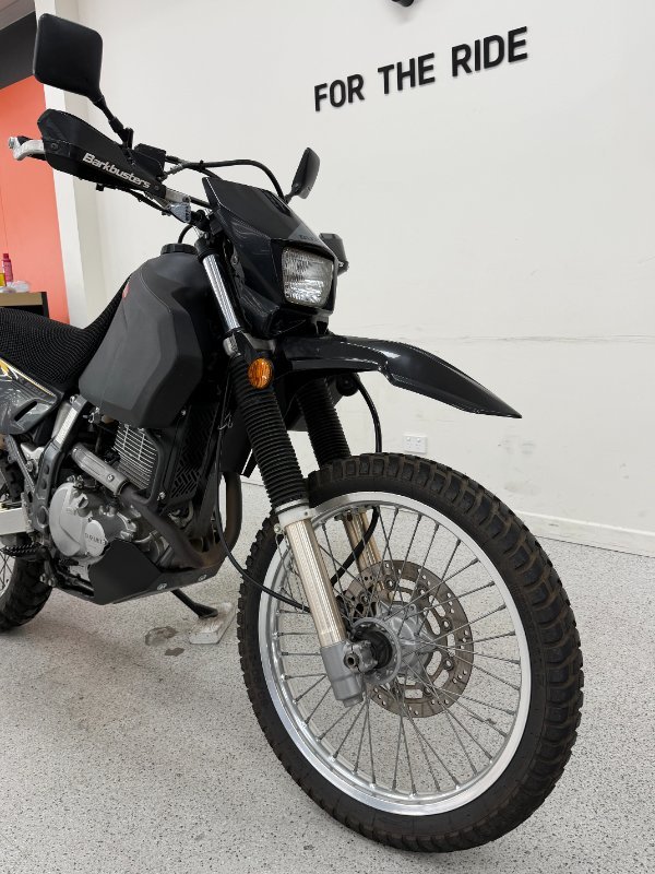 Suzuki 2016 SUZUKI 650CC DR650SEL6 grey