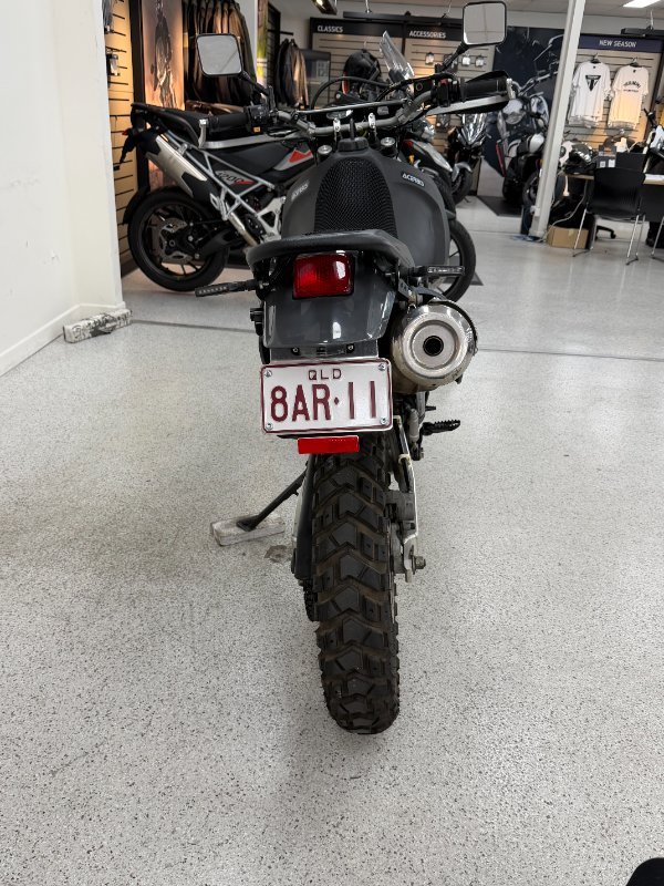 Suzuki 2016 SUZUKI 650CC DR650SEL6 grey