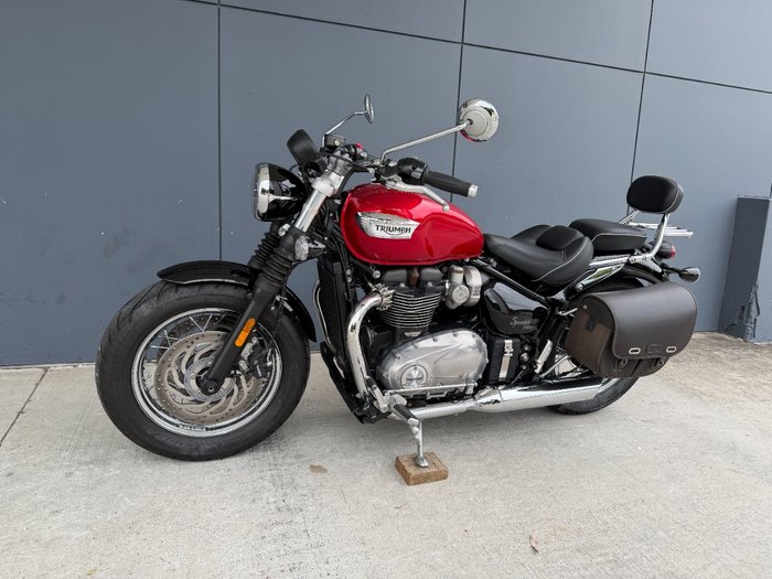 2021 Triumph BONNEVILLE SPEEDMASTER RED