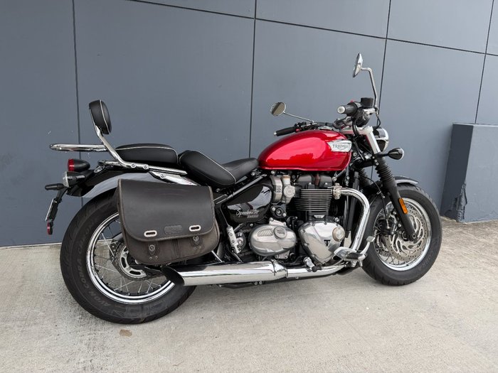 2021 Triumph BONNEVILLE SPEEDMASTER RED