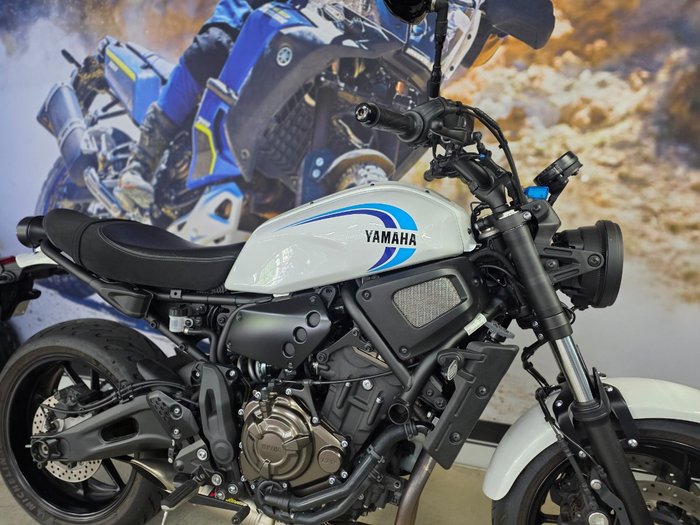 2022 Yamaha XSR700 WHITE