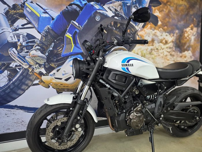 2022 Yamaha XSR700 WHITE