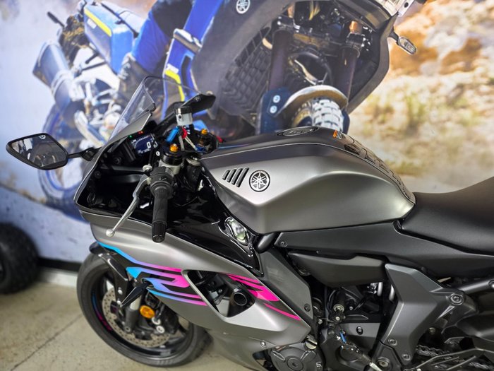 2024 Yamaha YZF-R7LA Grey