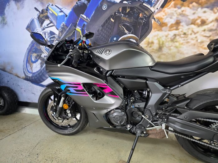 2024 Yamaha YZF-R7LA Grey