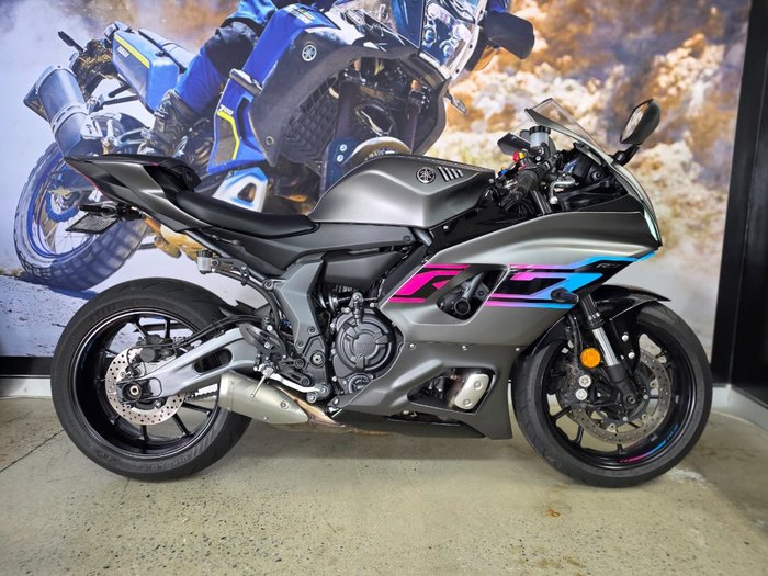 2024 Yamaha YZF-R7LA Grey